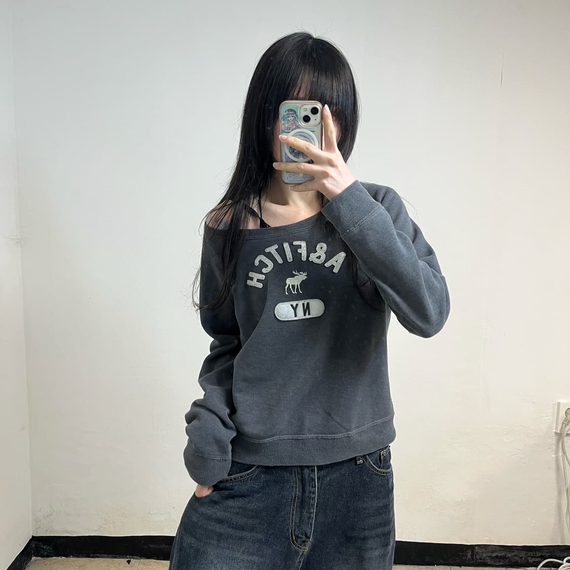 Abercrombie grey sweatshirt 상품이미지1