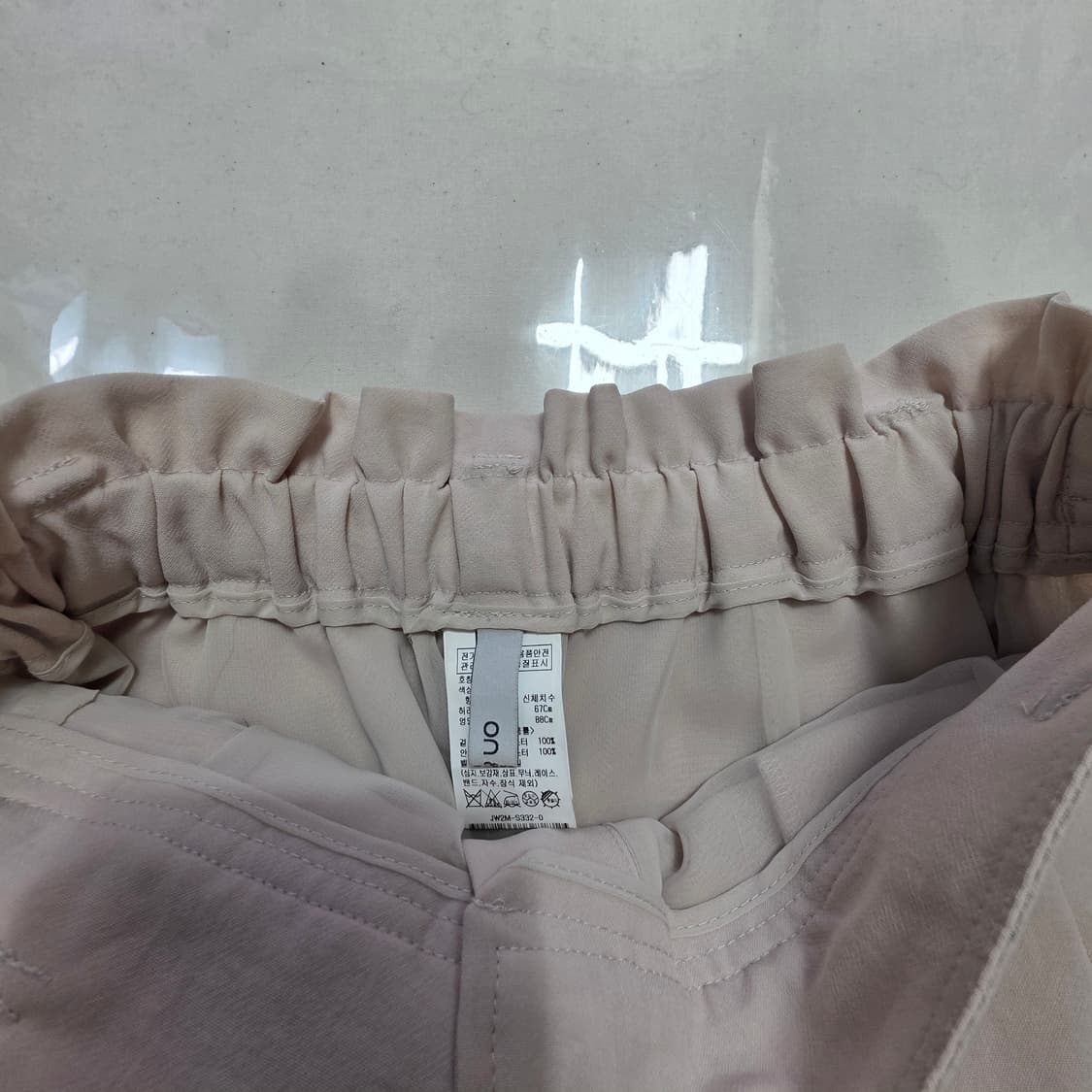 1110 온앤온 스티치포인트 H라인 앞슬릿 뒷밴딩 스커트 상품이미지6