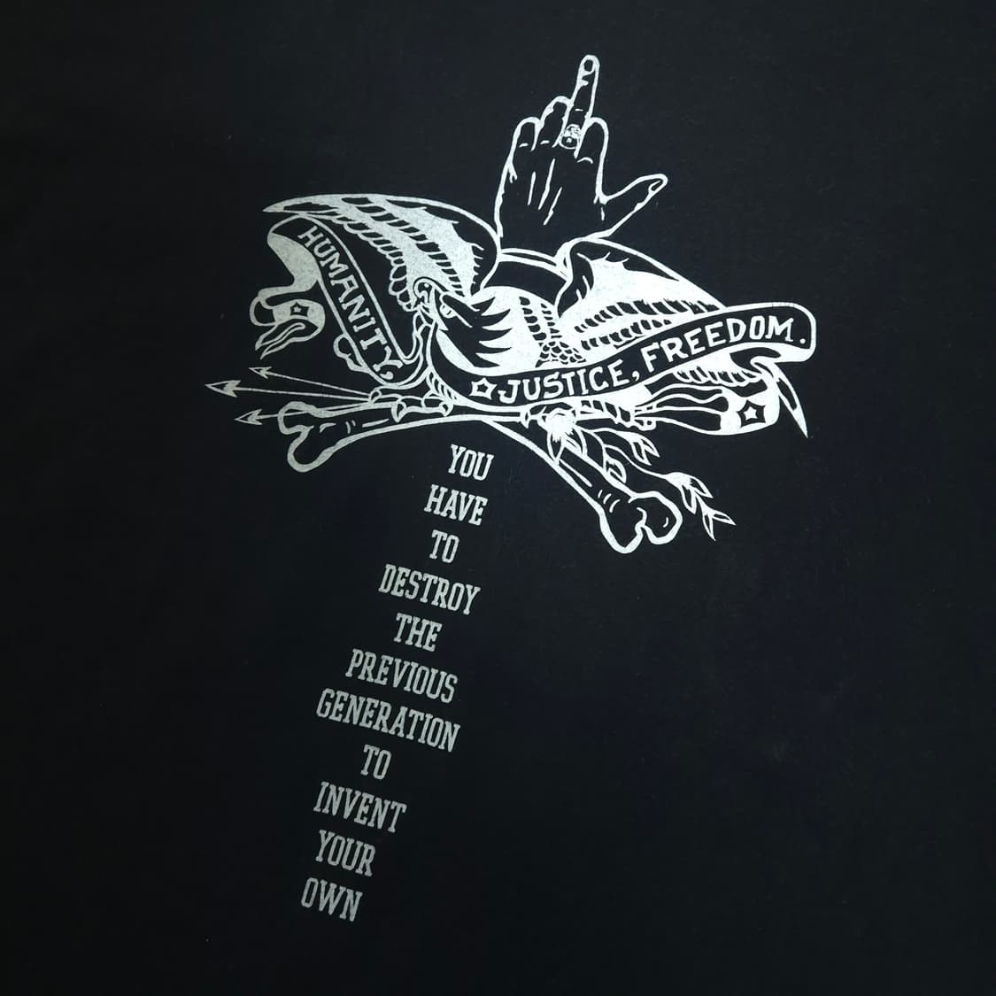 네이버후드 맨즈논노 한정판 fight alone 블랙 티셔츠 상품이미지6