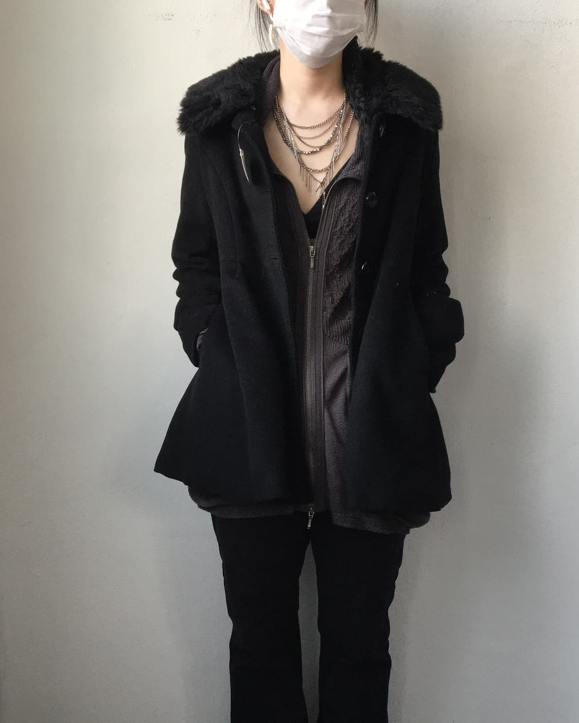 Fake fur collar point coat 상품이미지7