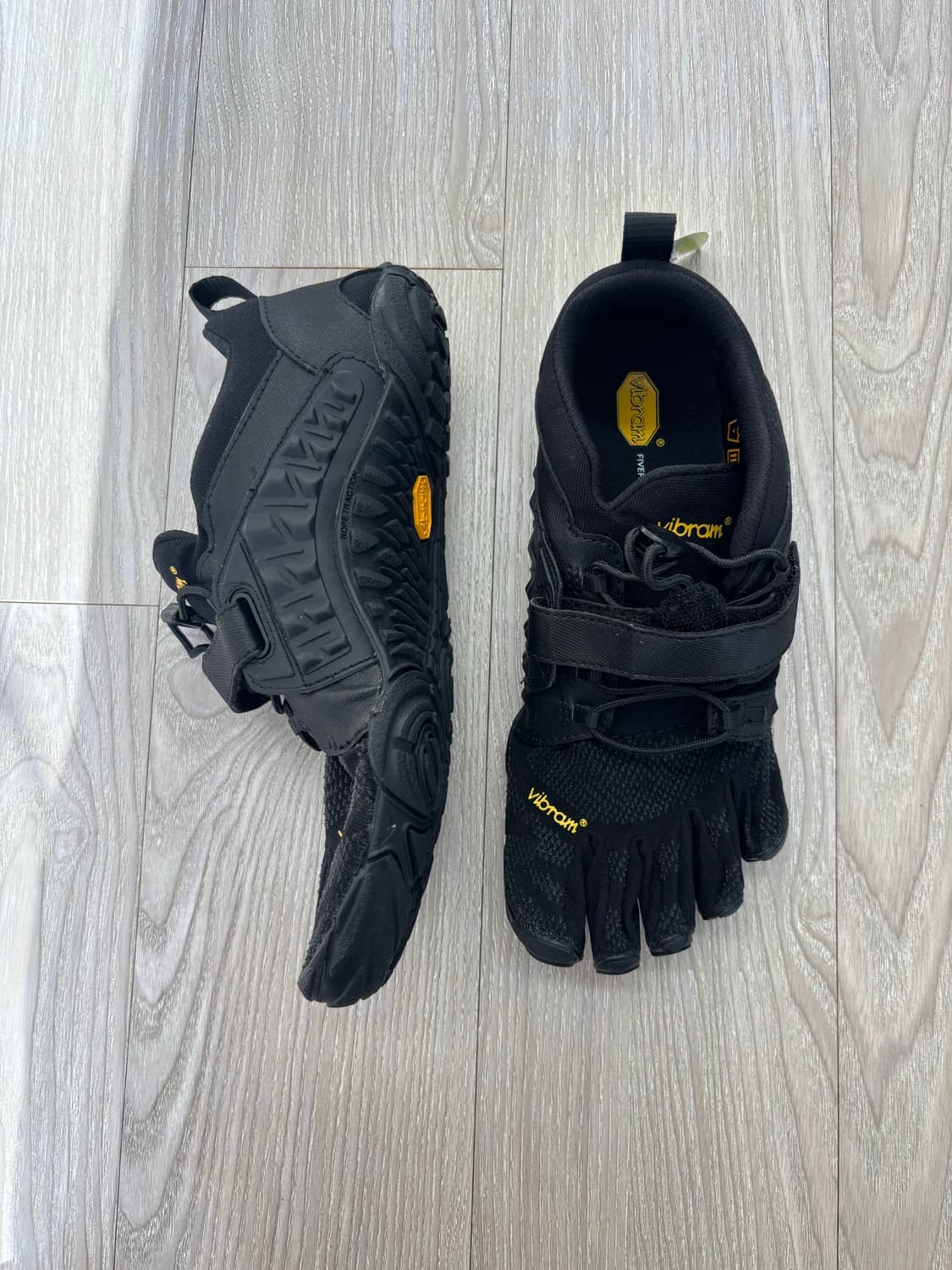 비브람 파이브핑거스 V-트레인 2.0 여성용 블랙 상품이미지2