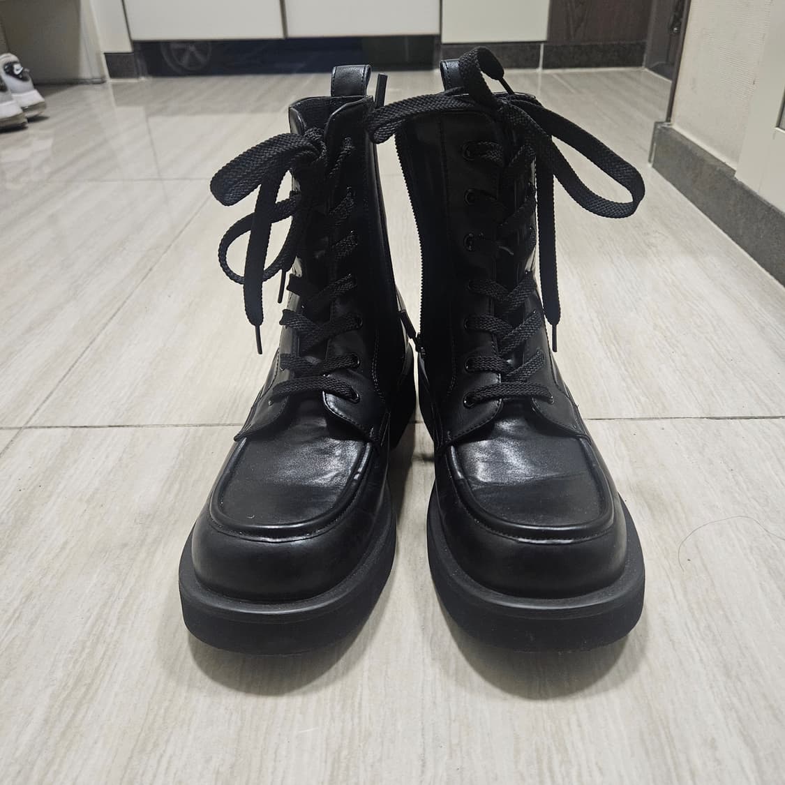 세스띠 스퀘어토 솔져 플랫폼 앵클워커부츠 (BLACK) 상품이미지2