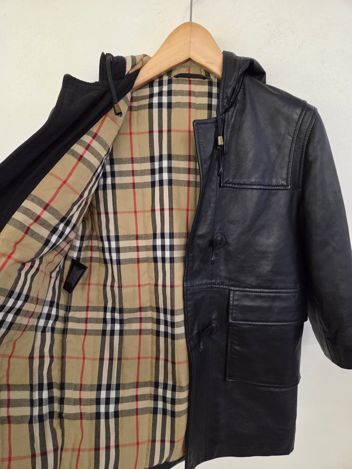 버버리 더블 블랙 가죽 코트 상품이미지5