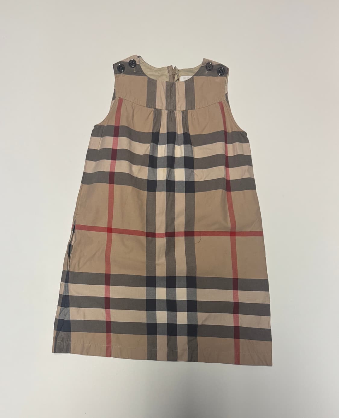 정품!! 여성 버버리 키즈 시그니처 체크 나시 원피스 140 xxs 상품이미지1