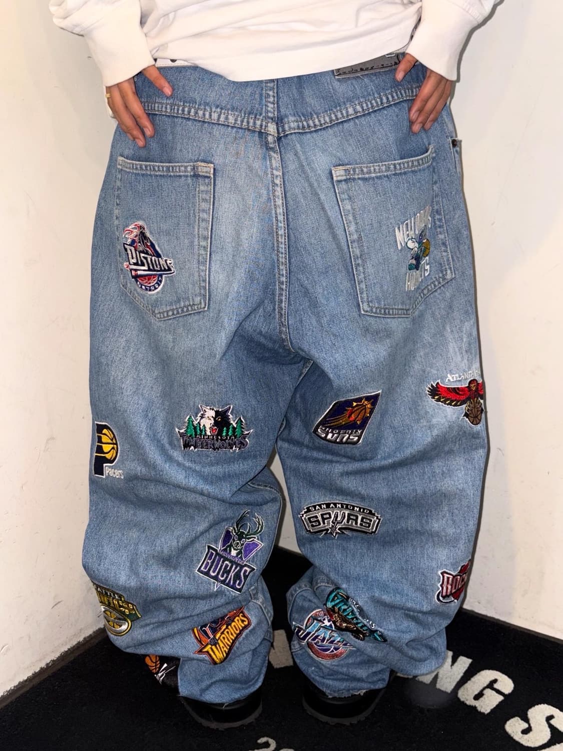 NBA Hip-Hop Embroidery Patch Denim Pant 상품이미지2