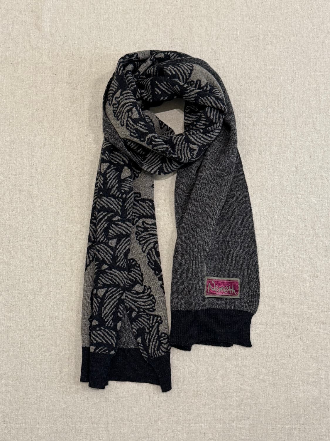 크리스토퍼 네메스 쏜 울 머플러 상품이미지1