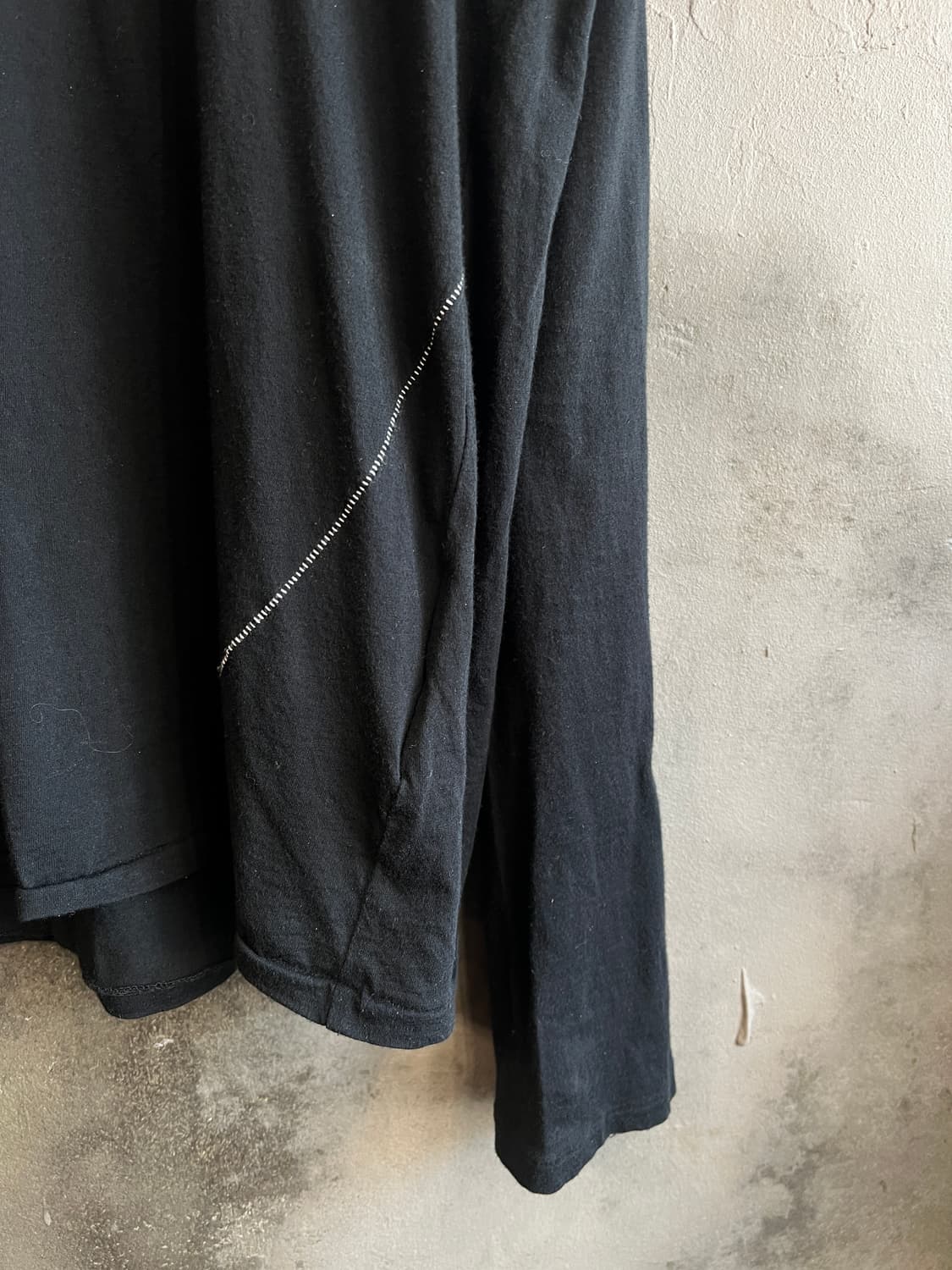 블랙바렛 스카스티치 롱슬리브 티셔츠 상품이미지7