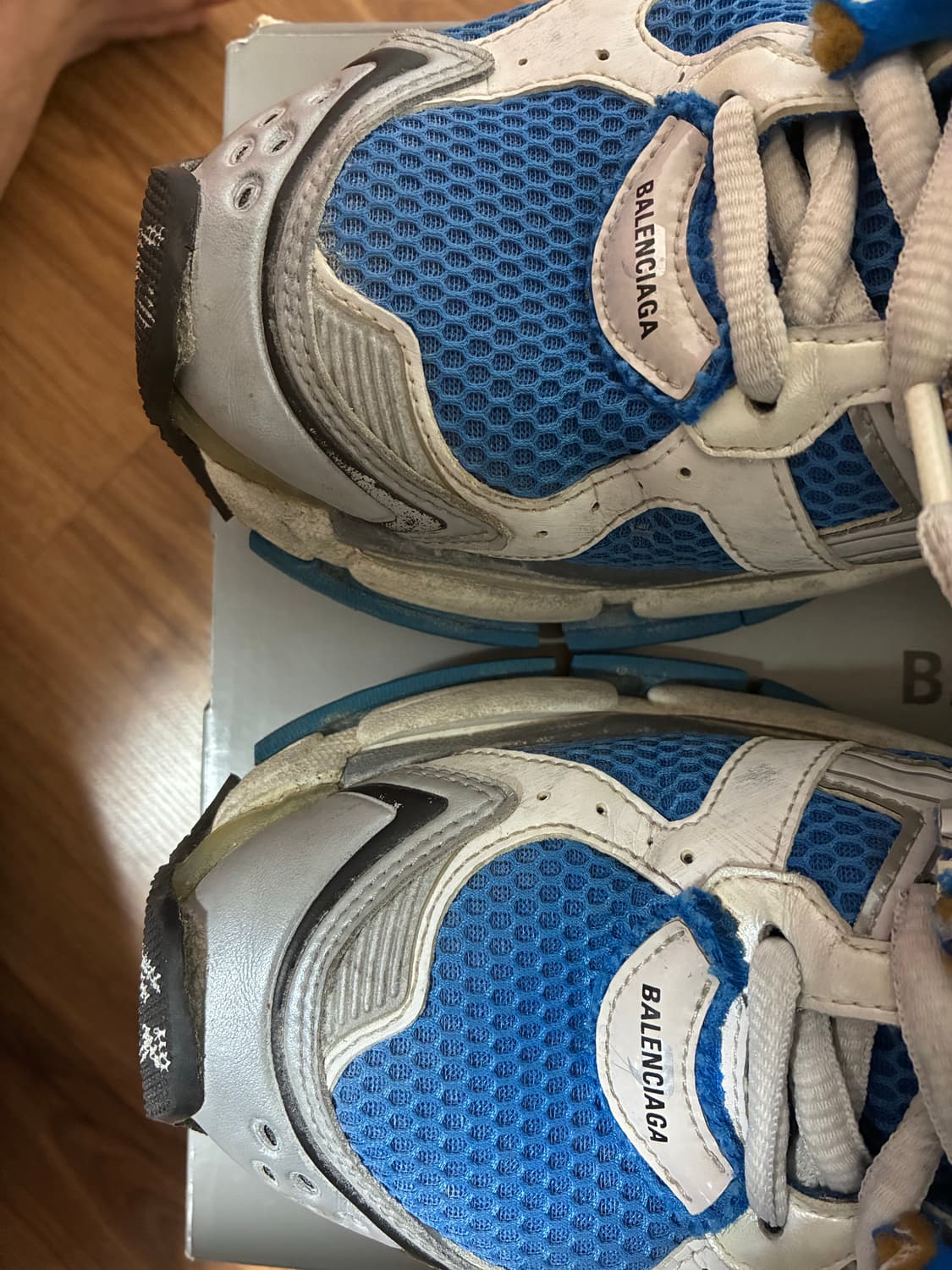 발렌시아가 뉴러너 43 블루 상품이미지6