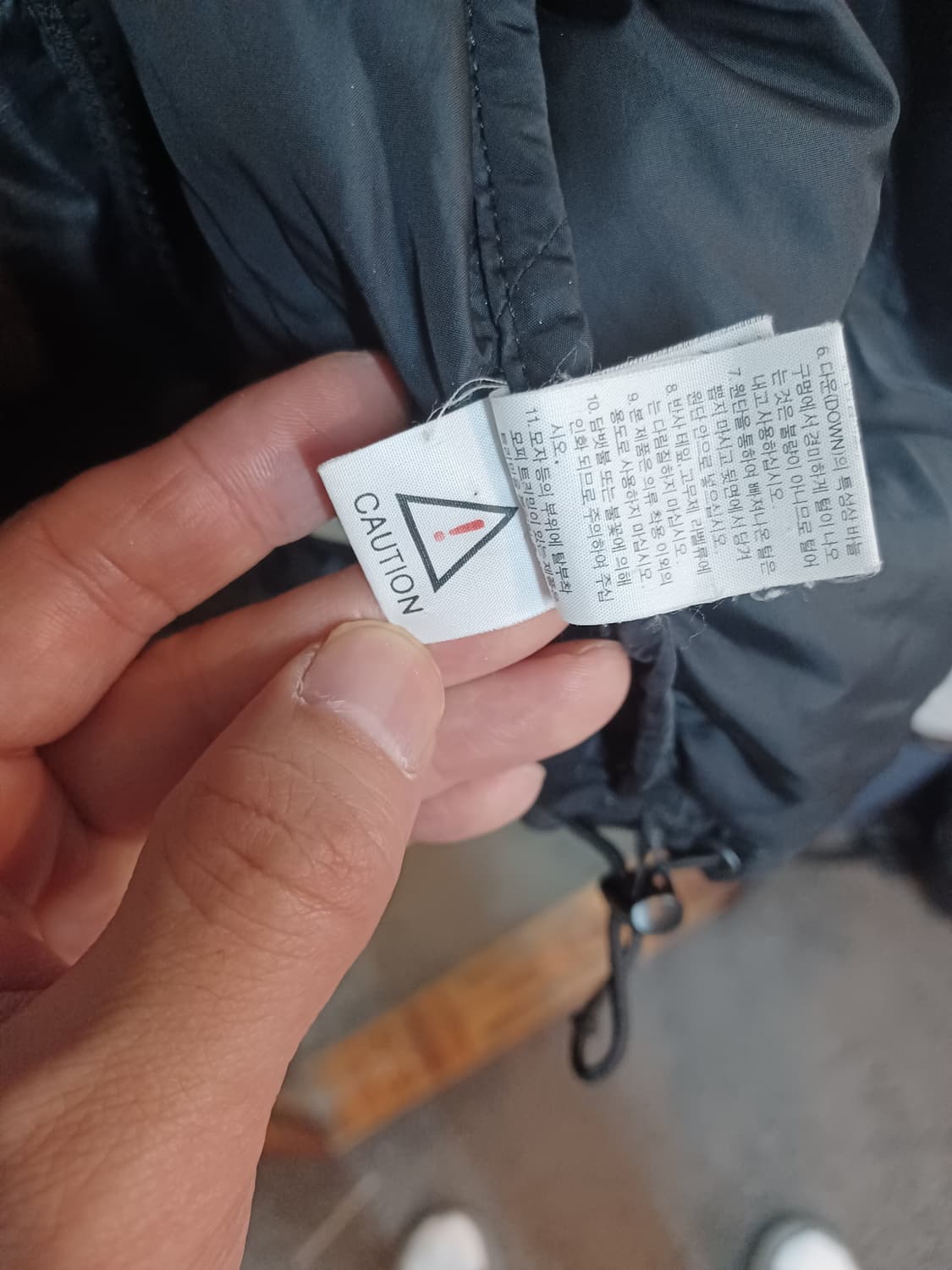 노스페이스 구형 눕시 700 패딩 블랙 100 상품이미지5