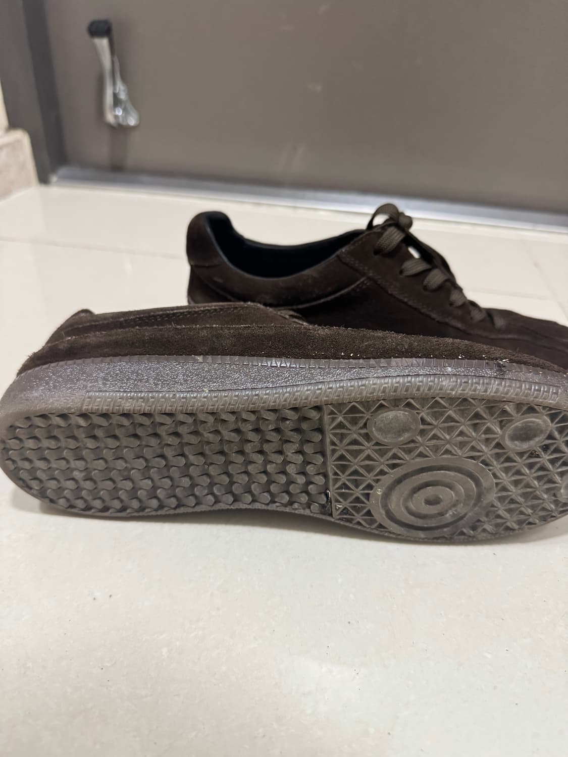 페몬트 드레스 브라운 255 팝니다 상품이미지3