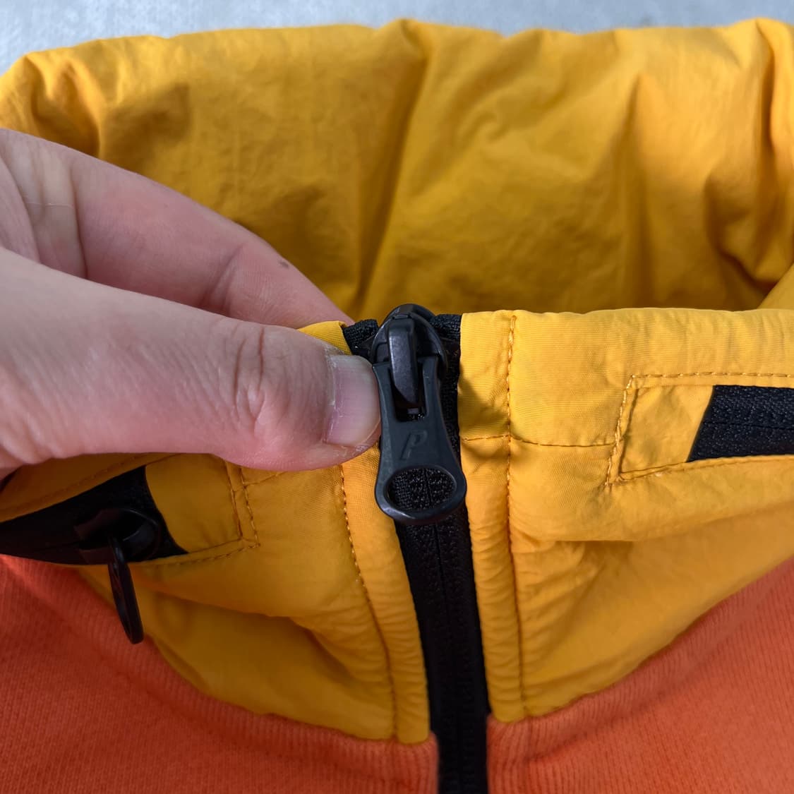 100 팔라스 테크노 스웻 집업 상품이미지5