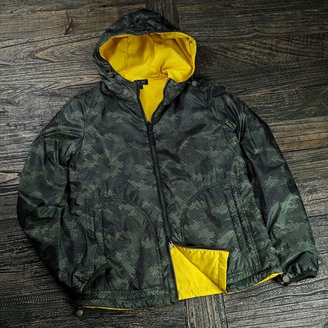 [아르마니 ]리버시블 양면 카모 패턴 후드 경량 패딩 자켓 P01305 상품이미지1