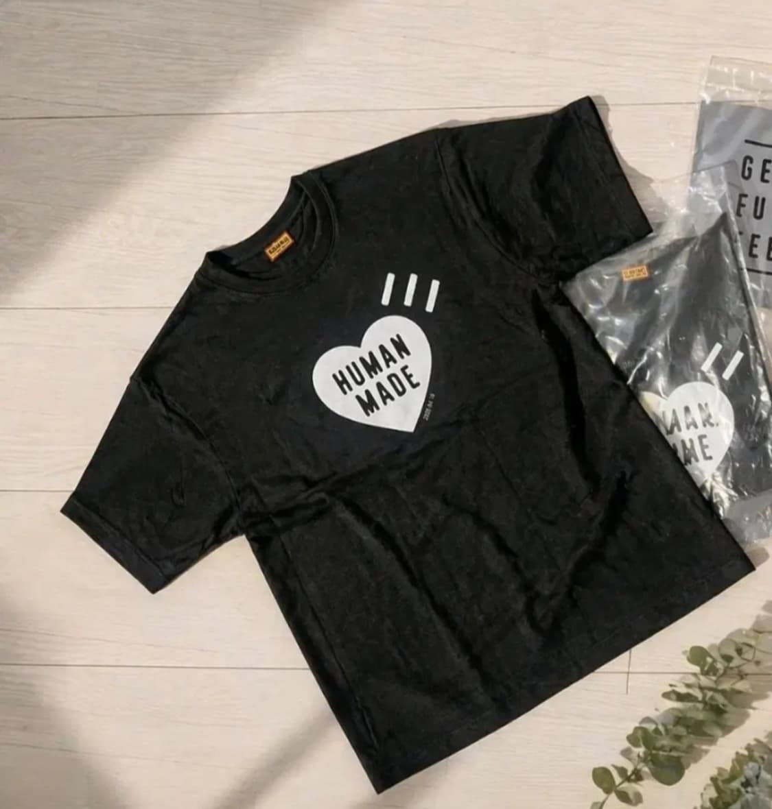 [새상품] 휴먼메이드 빅 하트 로고 반팔 티셔츠 (블랙) 상품이미지1