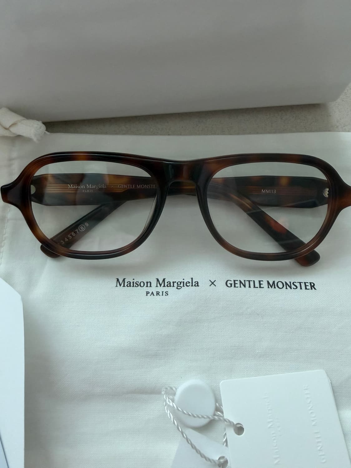 젠틀몬스터 마르지엘라 mm113 상품이미지1