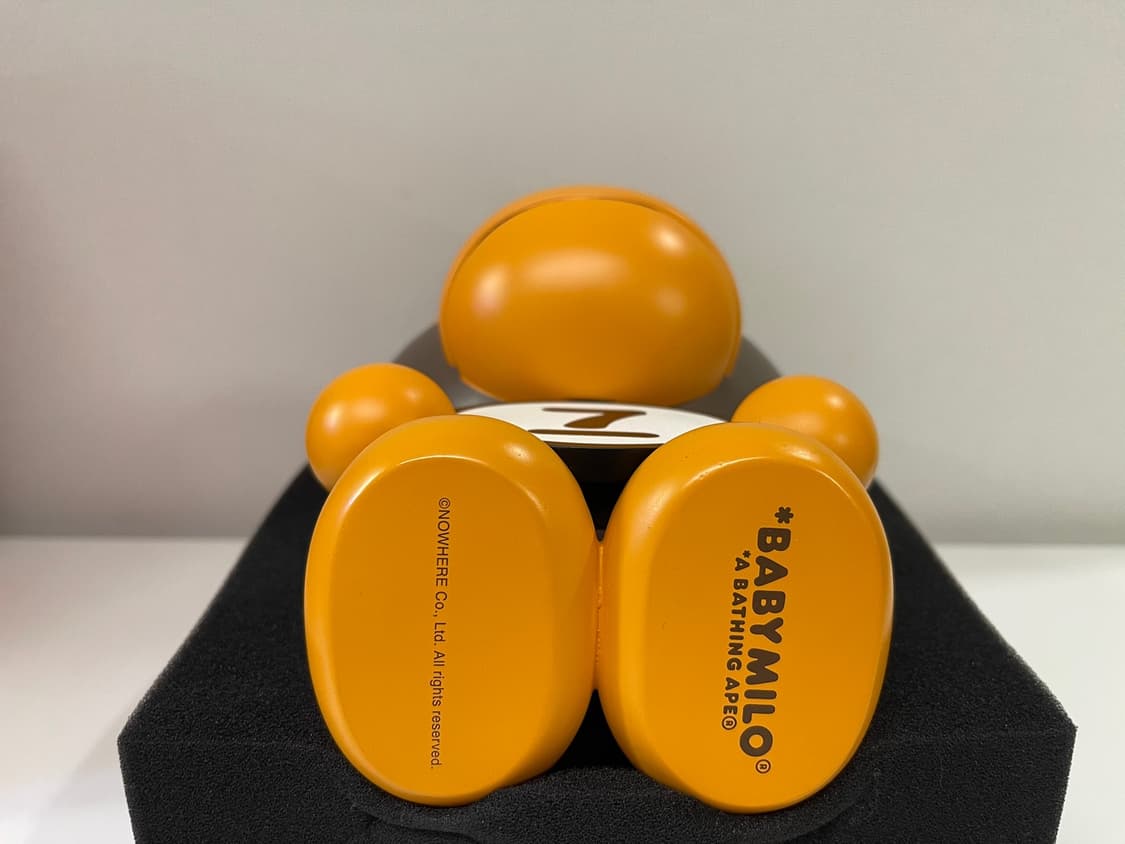 베이프 Bape 베이비 마일로 베이프 서울 스토어 7주년 에디션 피규어 상품이미지6