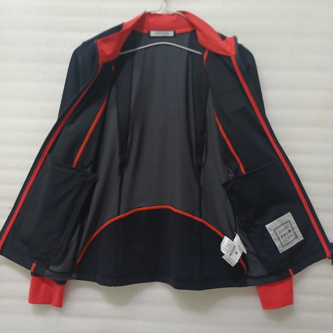 매장판 마크앤로나 골프 바람막이 자켓 여성 S 블랙 훌륭 사랑봉봉 상품이미지3