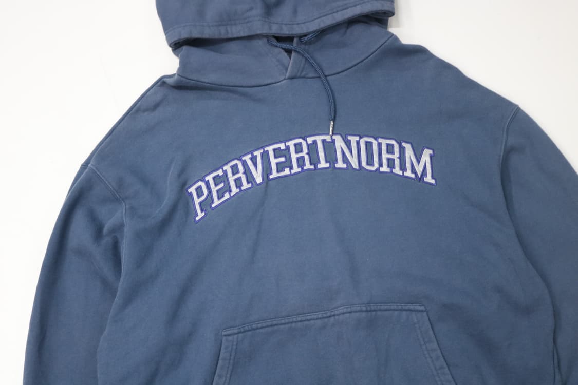 KOOKY'N 쿠키즈 빈티지 PERVERTNORM 아치 로고 후드티셔츠 상품이미지3