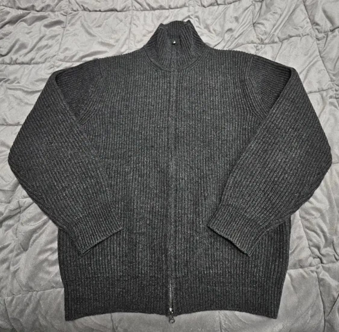 인더로우 풀집 니트 딥그레이 3사이즈 상품이미지1