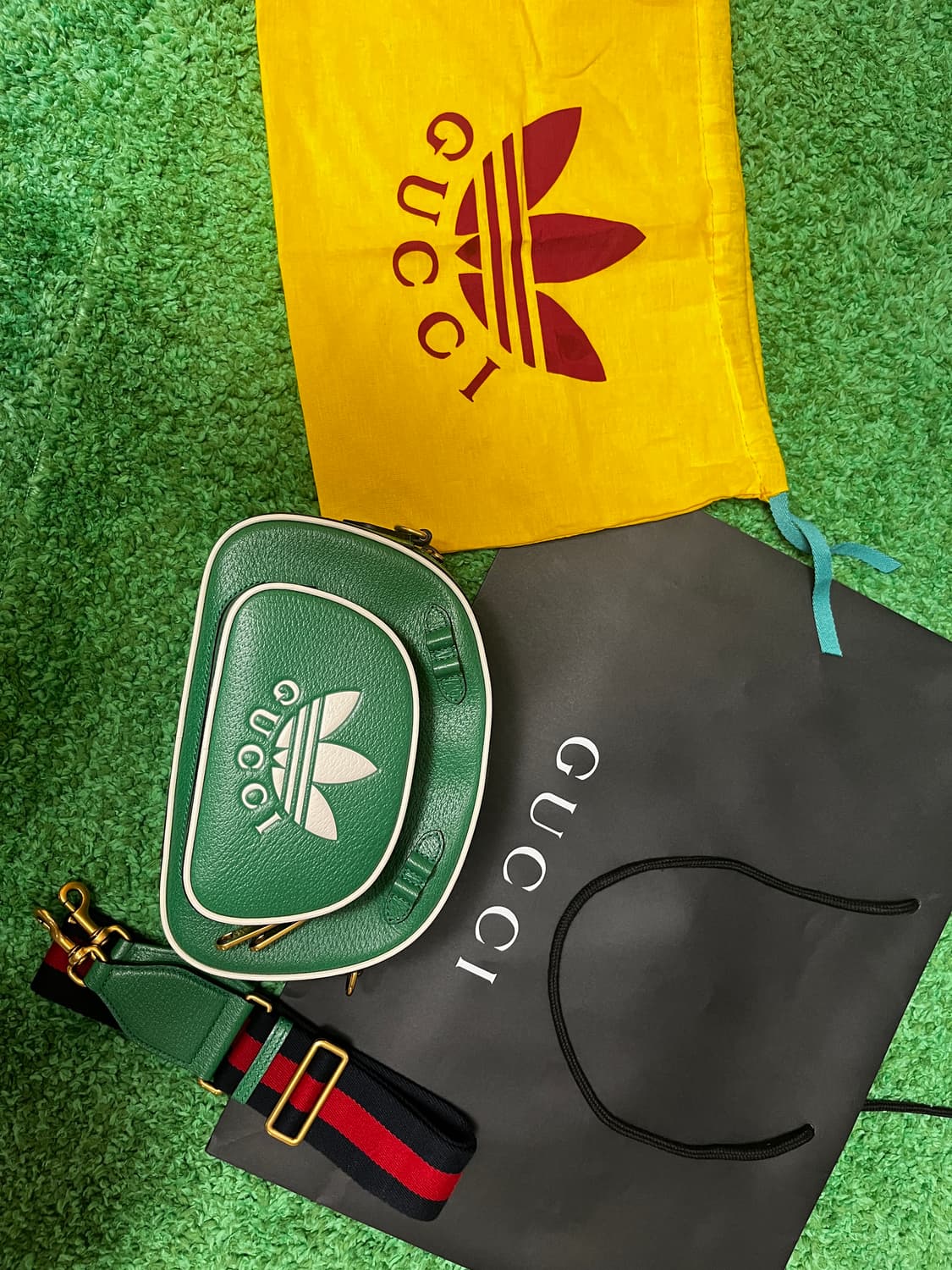 구찌 x 아디다스 콜라보 스몰 숄더백 상품이미지3