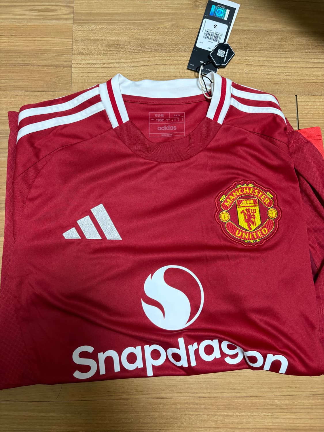 24/25 맨유 홈 유니폼 s사이즈 새상품 상품이미지2