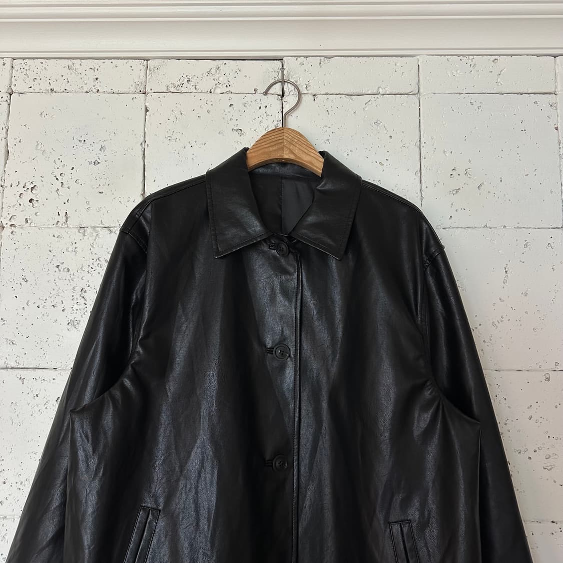 우먼free coor 쿠어 비건 레더 코트 블랙 상품이미지2