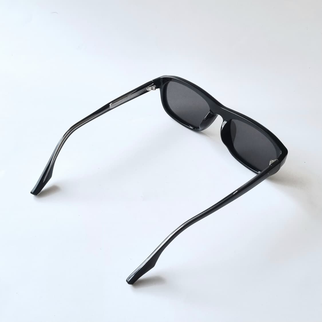 데드스탁 시크 & 볼드 블랙 스퀘어 선글라스 719 상품이미지6