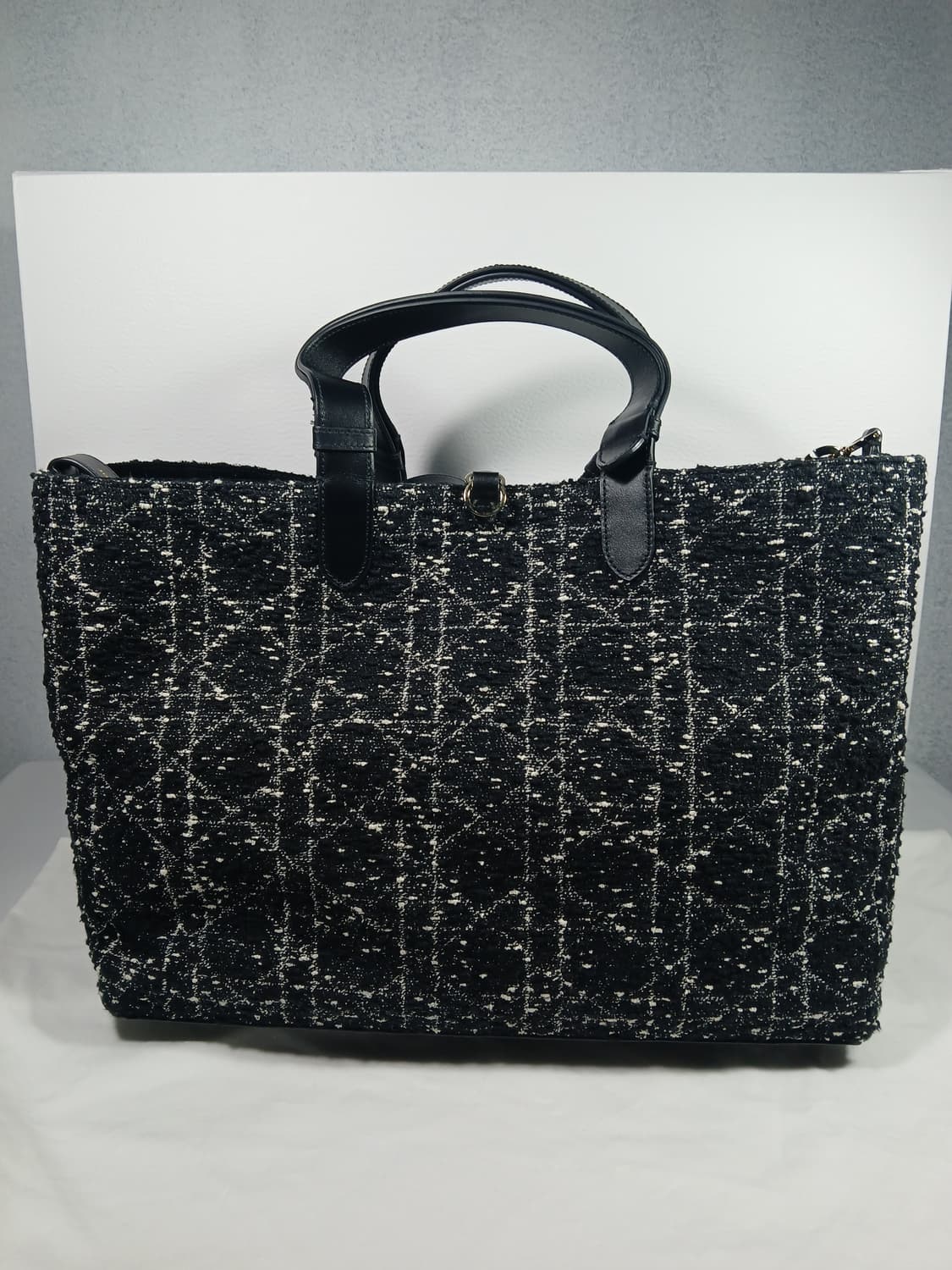 디올 트위드 뚜주흐 토트백 라지 M2820OTKV 상품이미지4