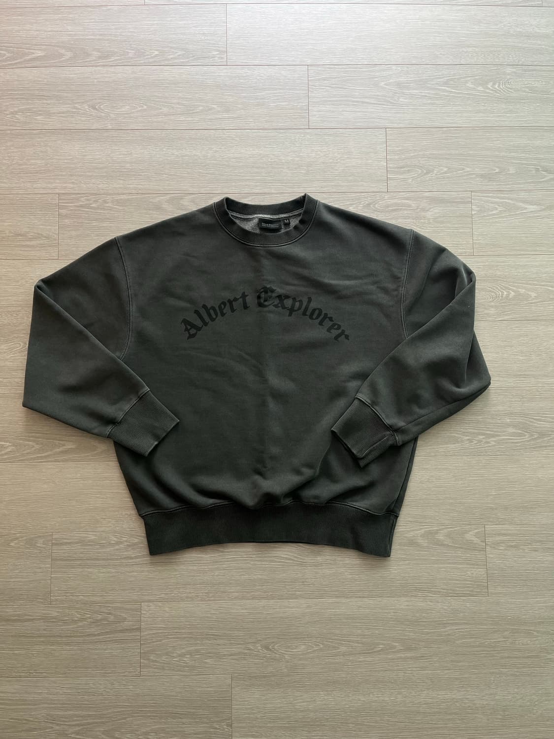 (새상품) 유니폼브릿지 맨투맨 상품이미지2