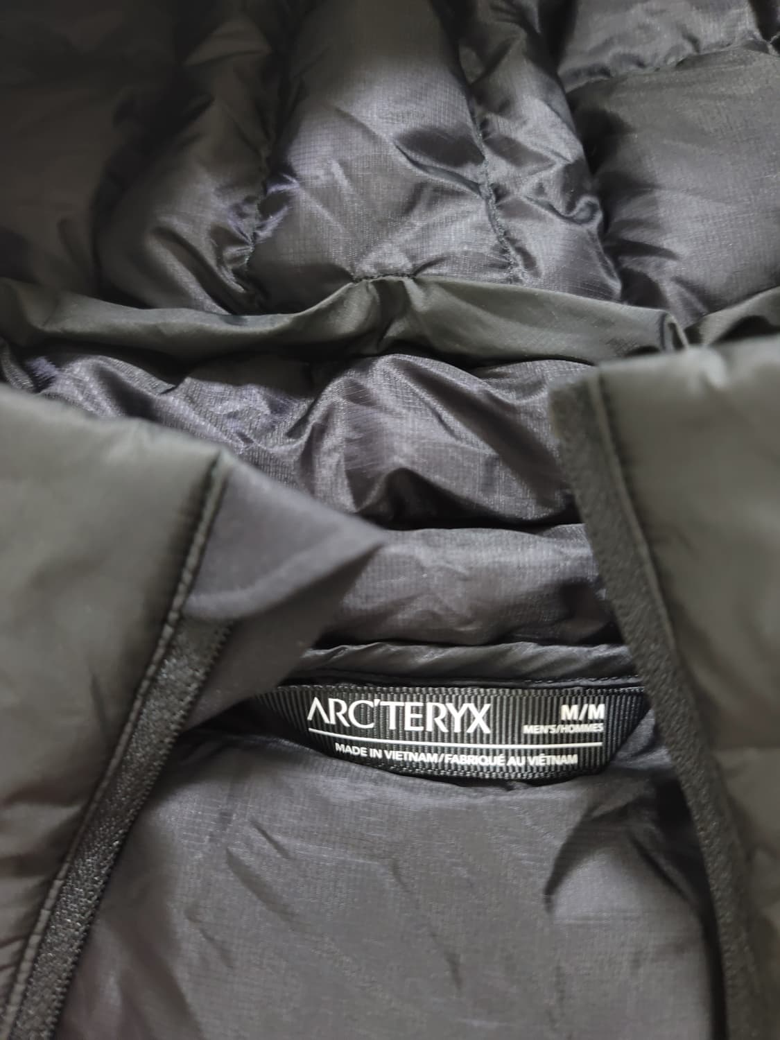 [M] <상태S급> 아크테릭스 세륨 후디 블랙 M 상품이미지3