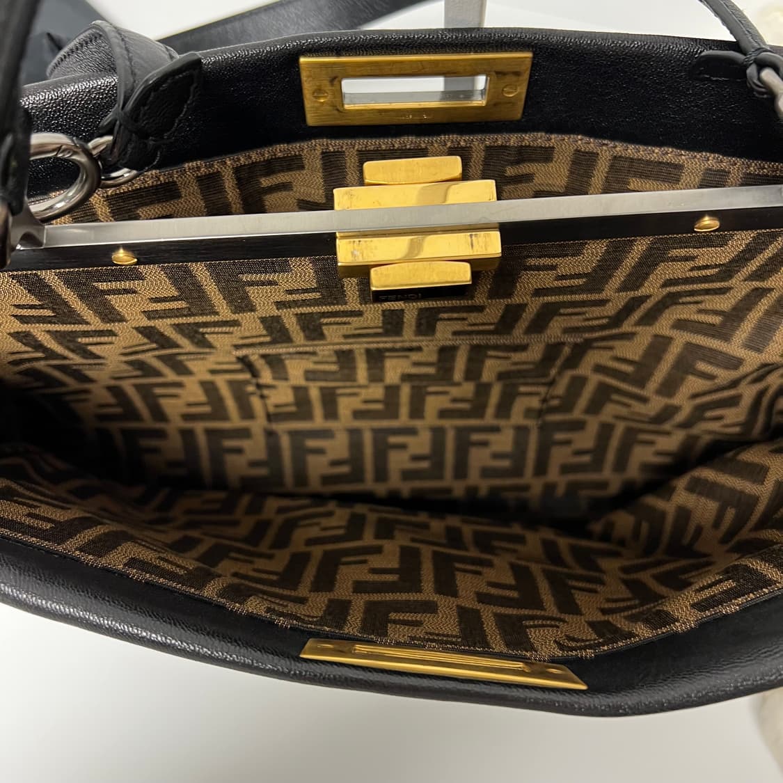 FENDI 펜디 피카부 라지 상품이미지6