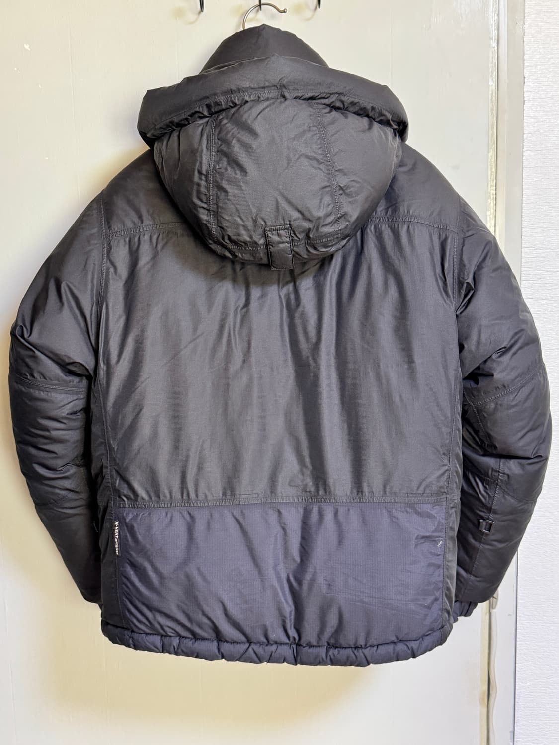 네파 남성 패딩 90(S) 검정색 상품이미지2