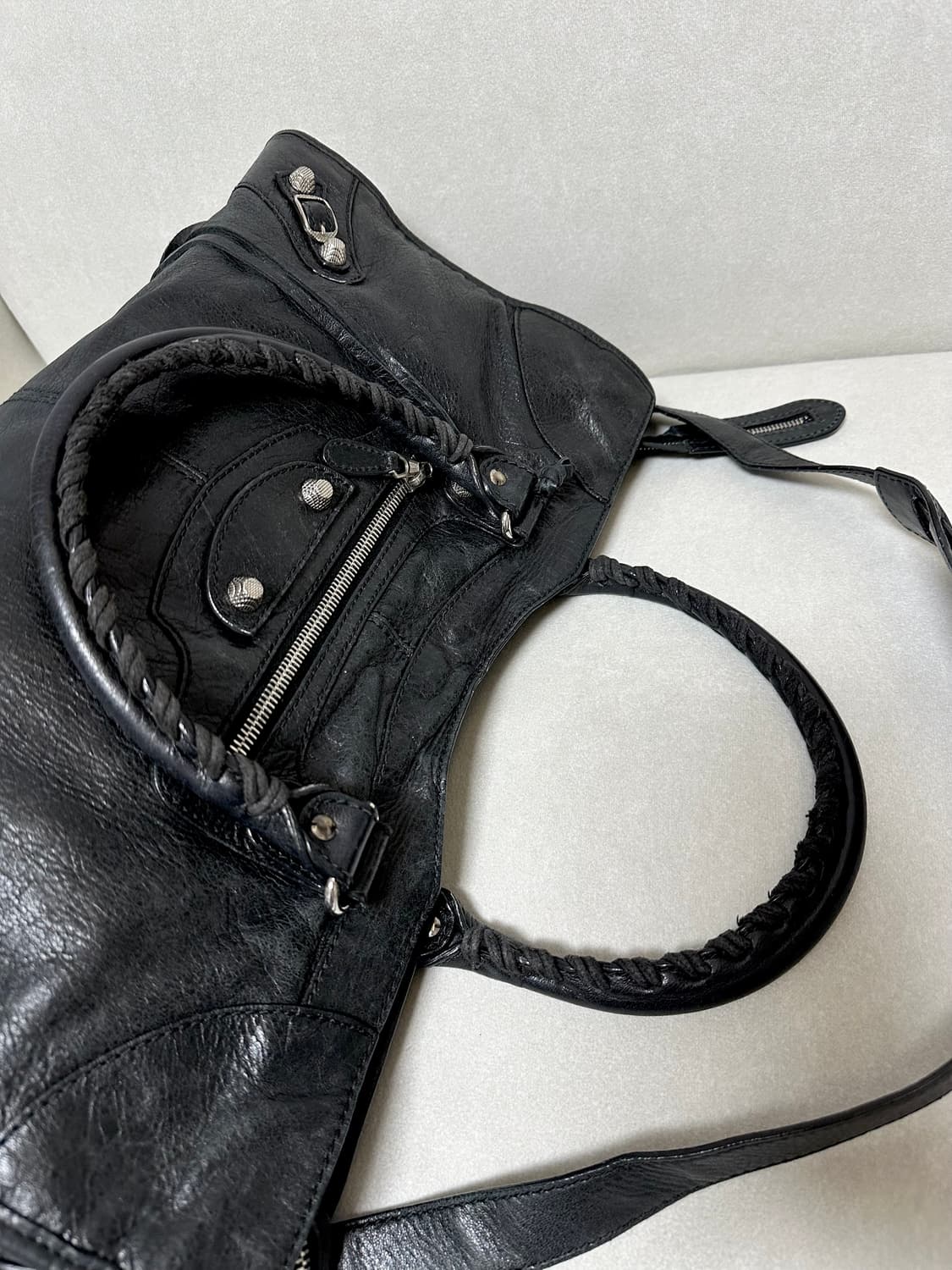 [A 정품] 발렌시아가 시티 모터백 파트타임 블랙 상품이미지6