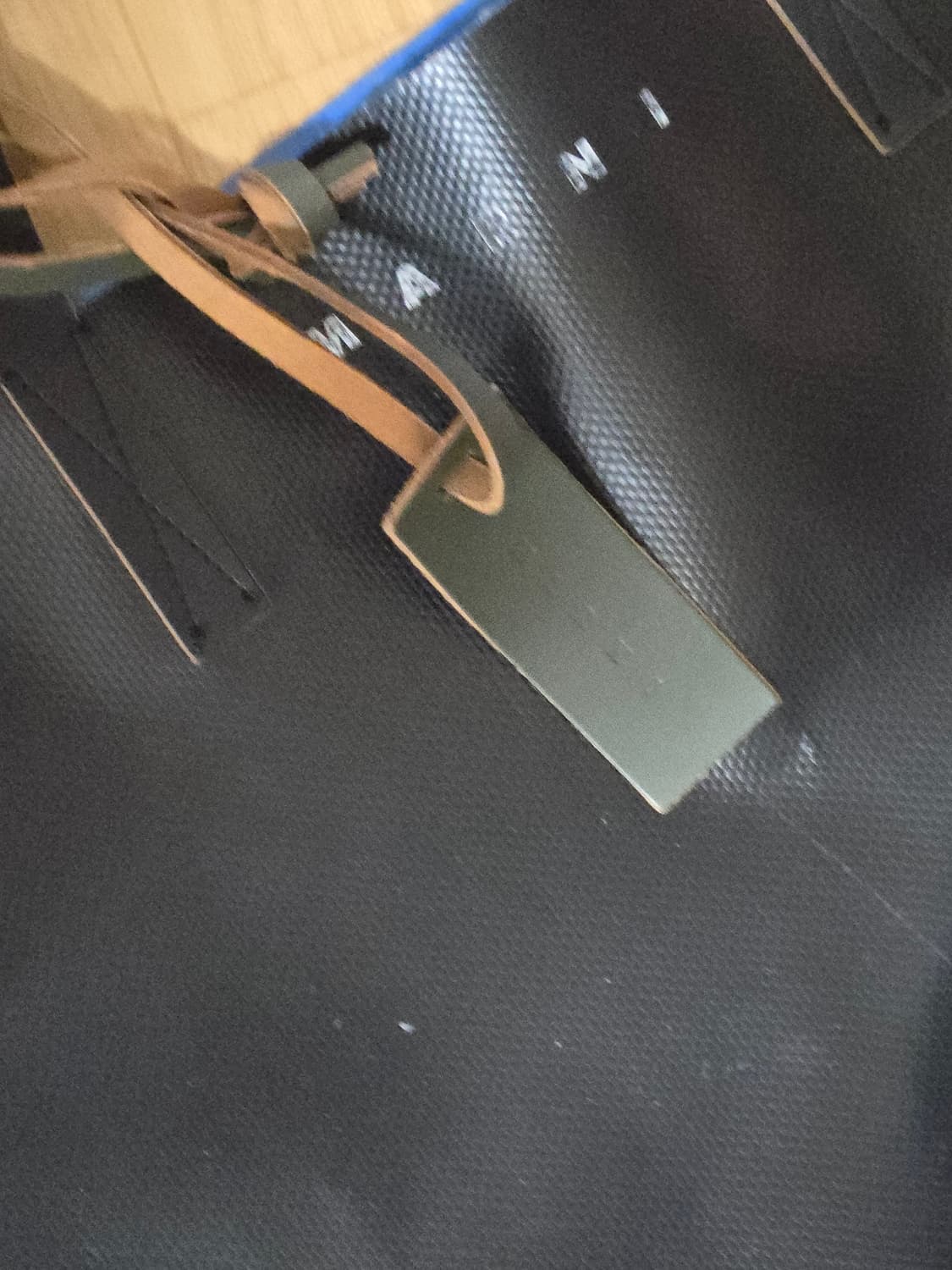 마르니 투톤 토트백 상품이미지4