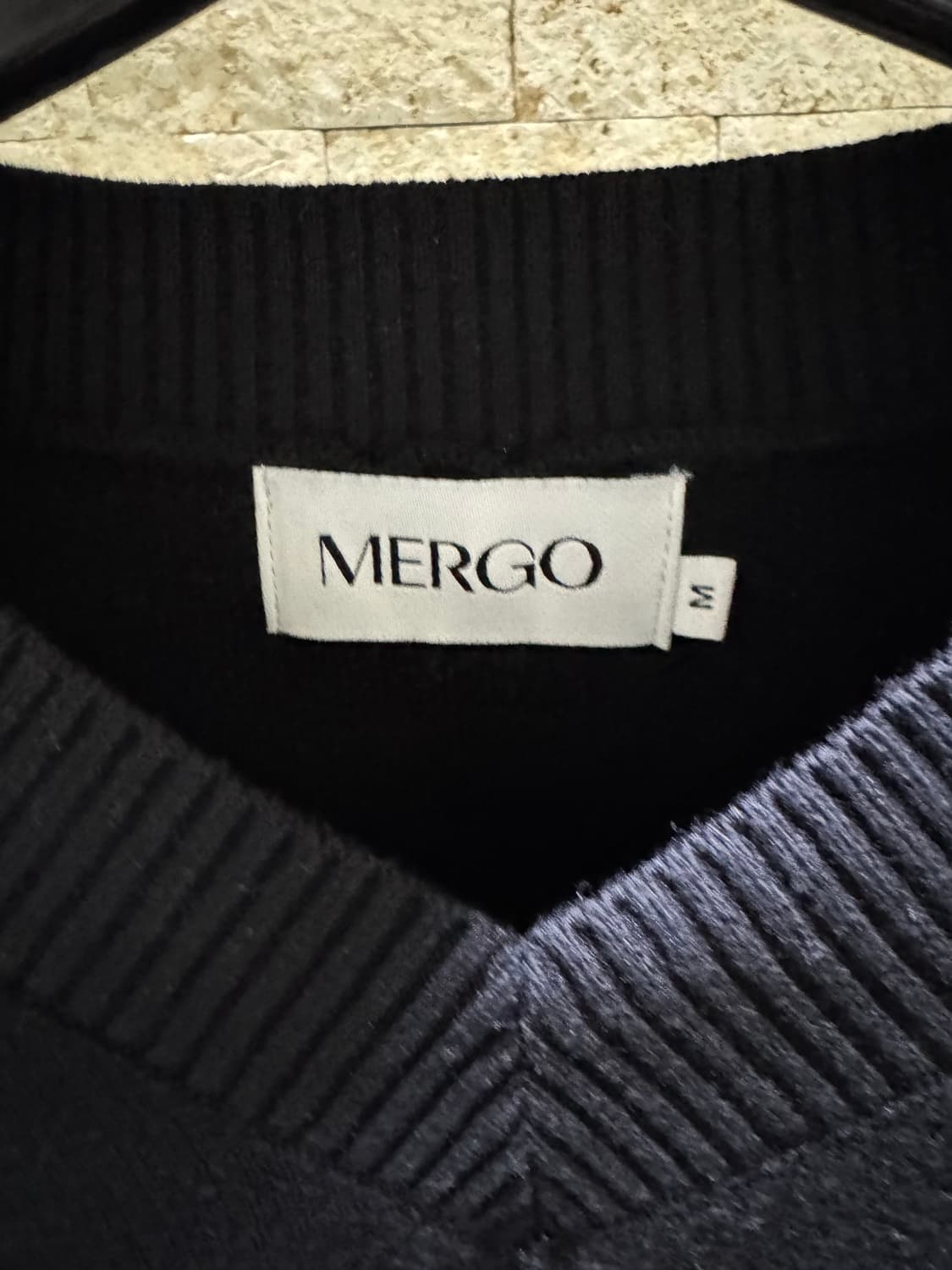 Mero 브이넥 니트 상품이미지3