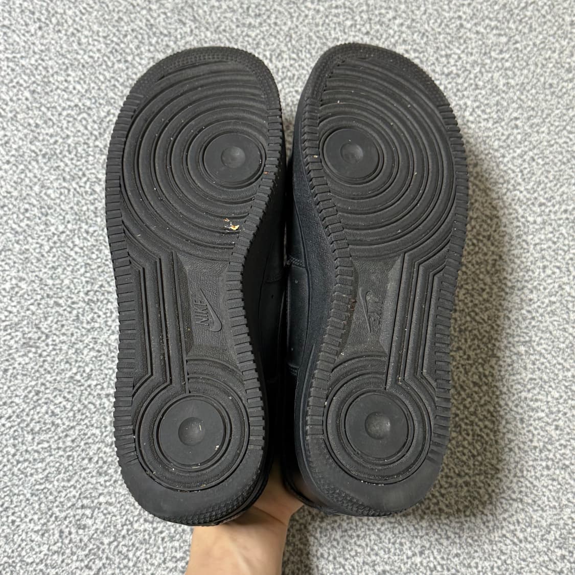 [정가 13만원] 나이키 에어포스 블랙 280 상품이미지7