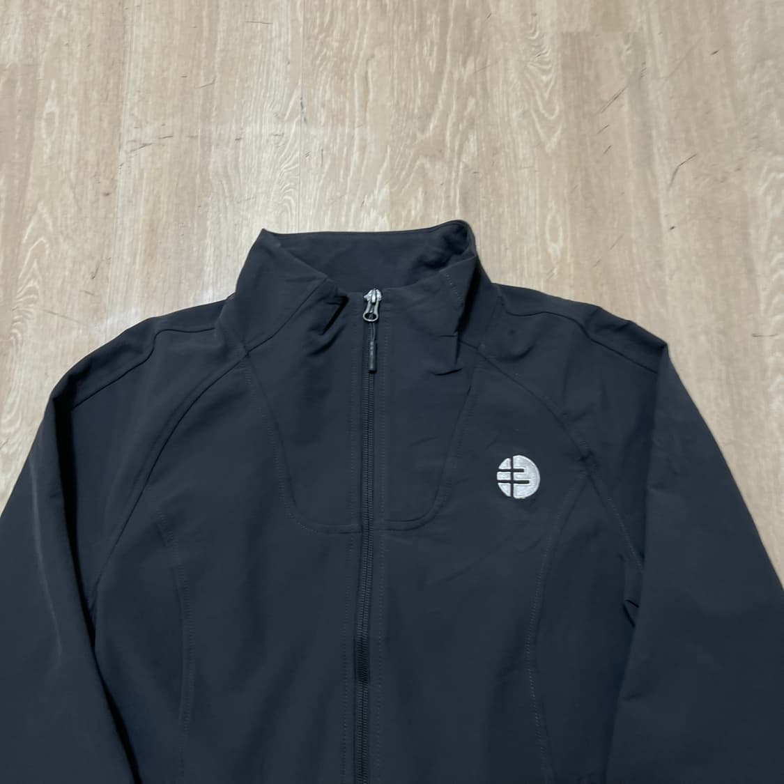 노스페이스 여성 소프트쉘 바람막이 자켓 M/95  상품이미지2