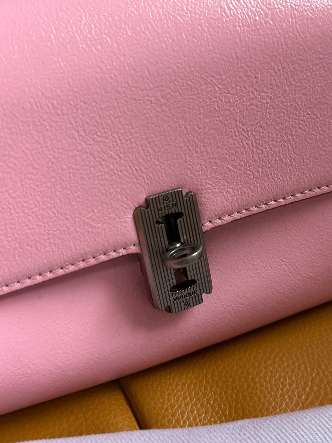 Vunque 분크 바게트 미니 크로스백 숄더백 핑크 상품이미지9