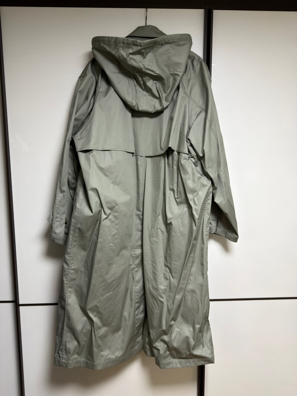 [54] 르메르 테크니컬 트렌치코트 그레이 상품이미지3