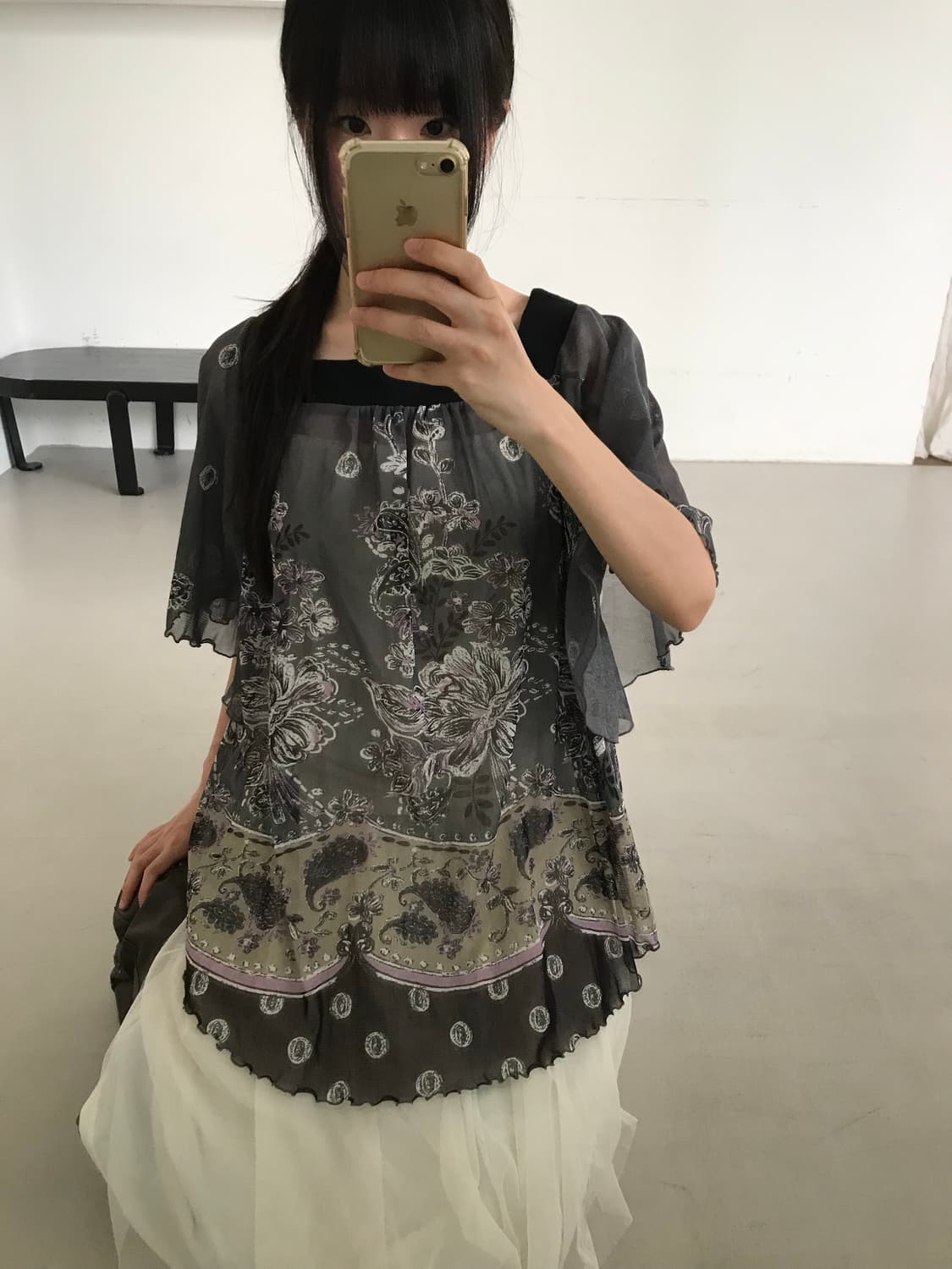 vintage pattern mesh top 상품이미지1