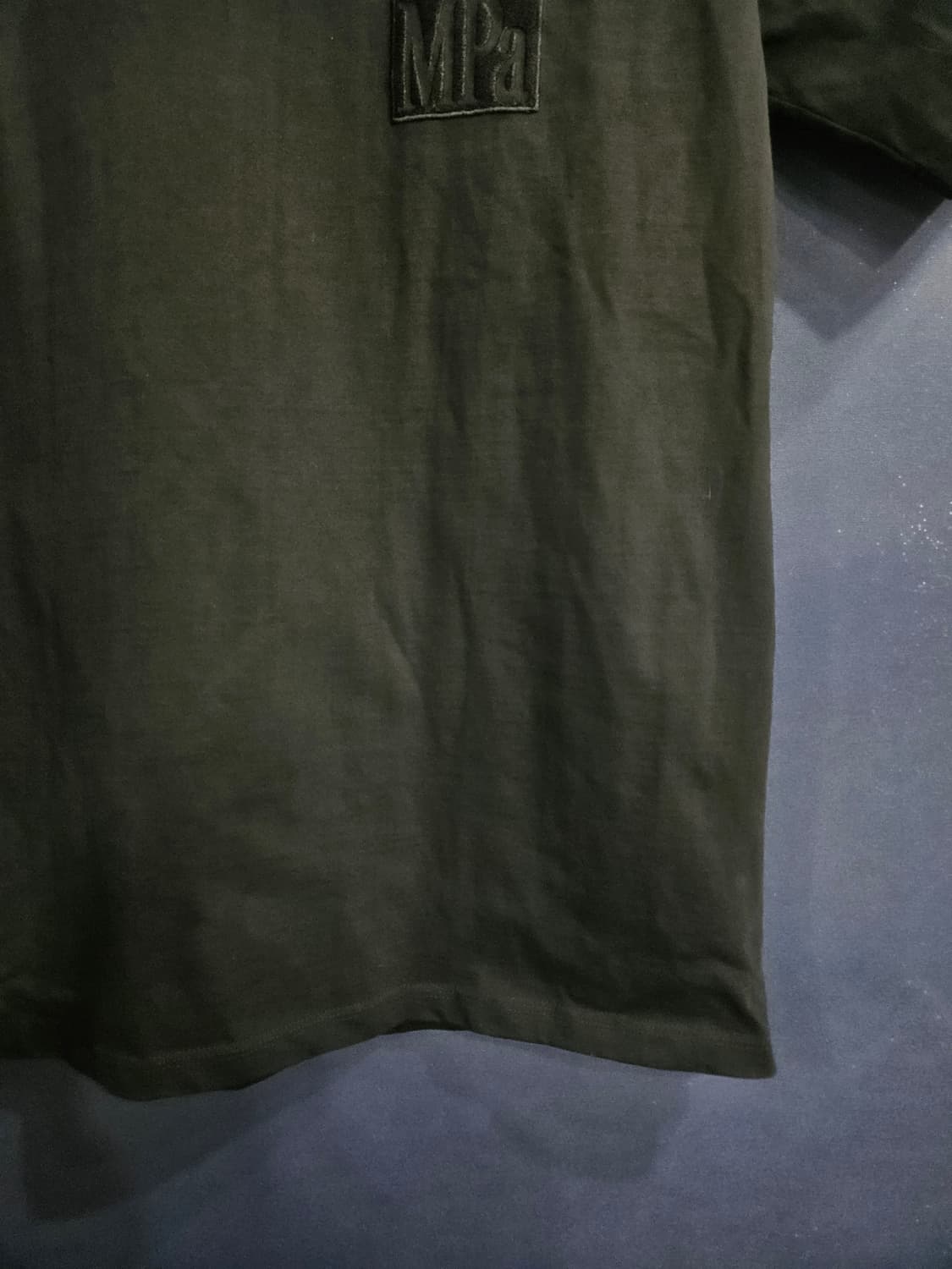 플라스틱 프로덕트 자수로고 블랙 남성 오버핏 90~95 반팔티  상품이미지5