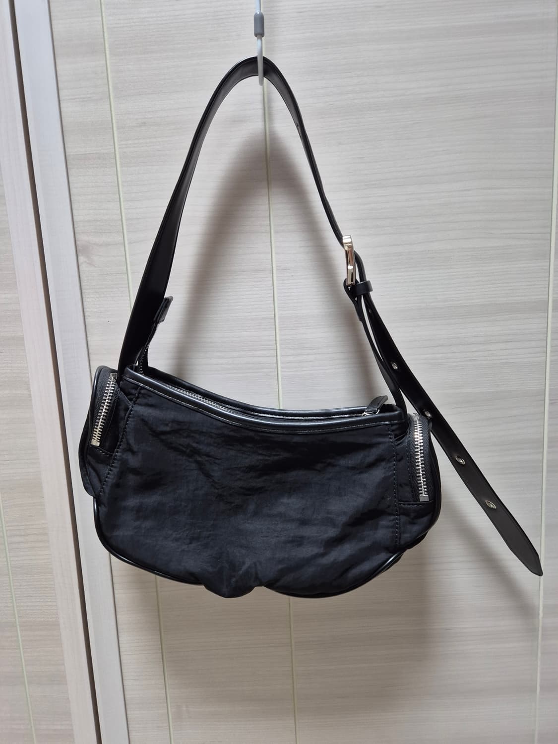 마뗑킴 마들렌 라운드백 블랙 상품이미지4