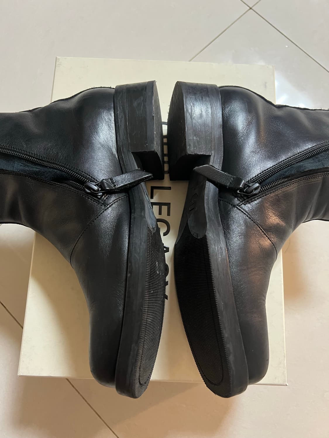 아워레가시 카미온 블랙 41 상품이미지2