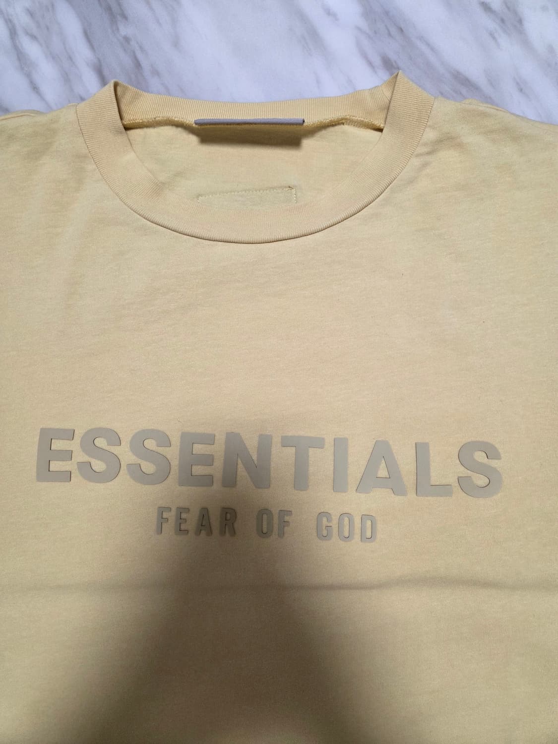 피오갓에센셜 빅로고 반팔 티셔츠 상품이미지4