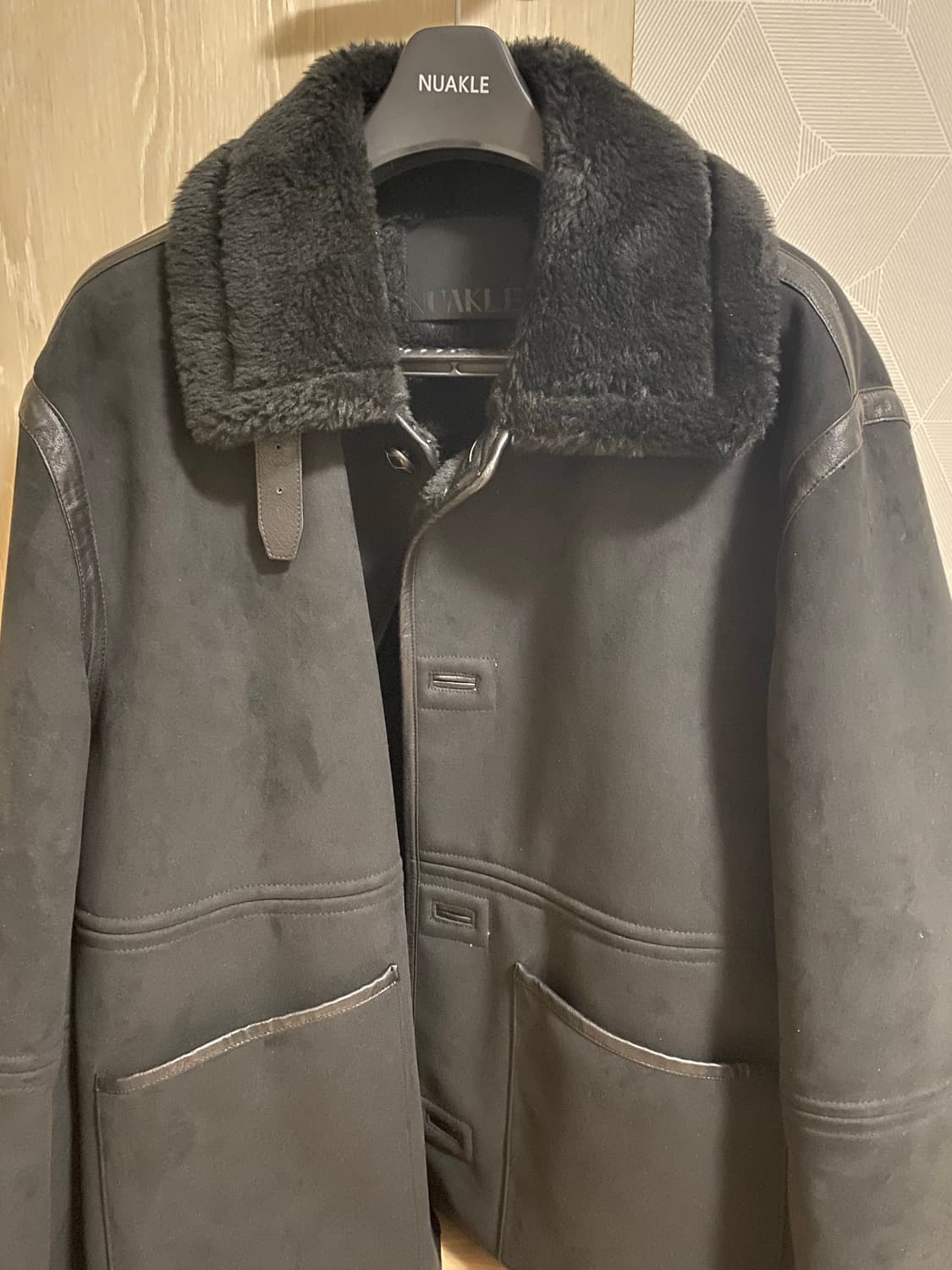 누아클레 NUAKLE m 시어링 스웨이드 무스탕 맨 블랙 002 사이즈 상품이미지1