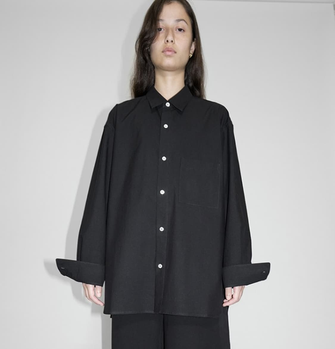 크리스타세야 handmade classic collar shirt 블랙 상품이미지1