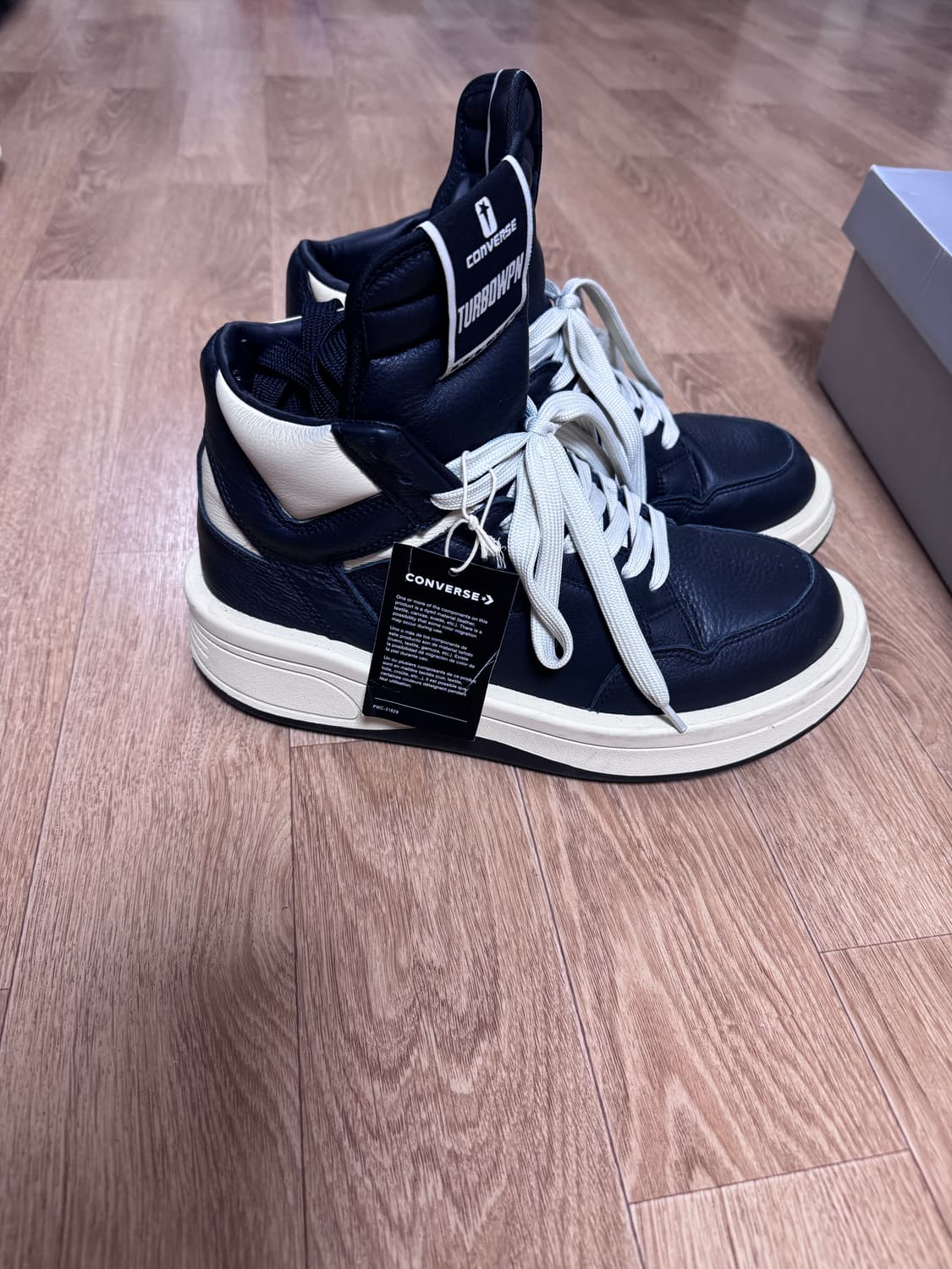 릭오웬스 컨버스 터포웨폰 팝니다 (280) 상품이미지3