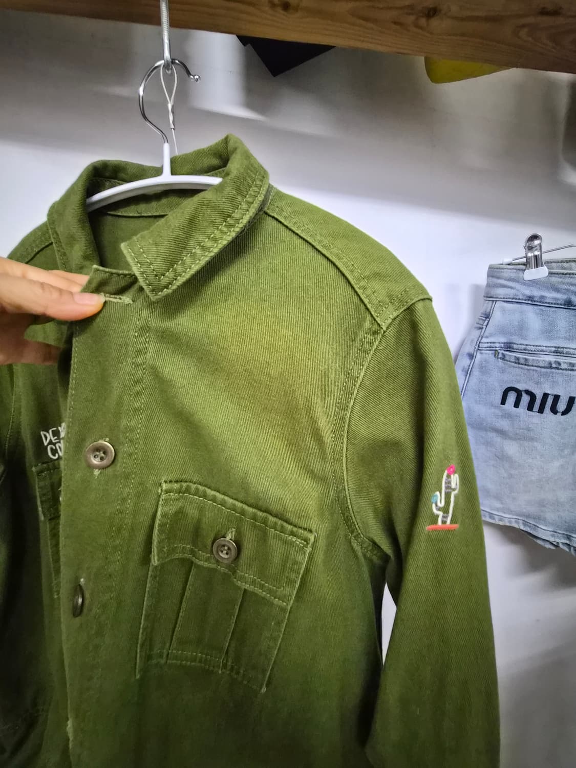 titicaca 티티카카 자수 야상롱셔츠 상품이미지5