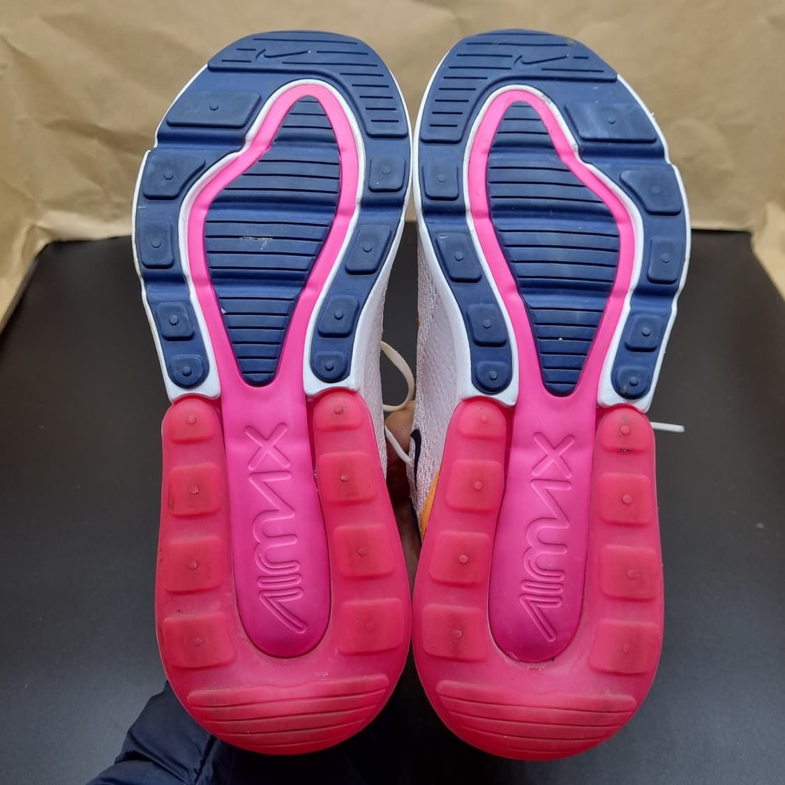 나이키 에어맥스 270 여성운동화230  상품이미지2