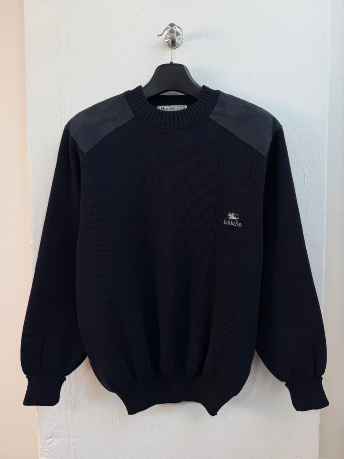 버버리 크레스트 로고 코만도 니트  상품이미지1