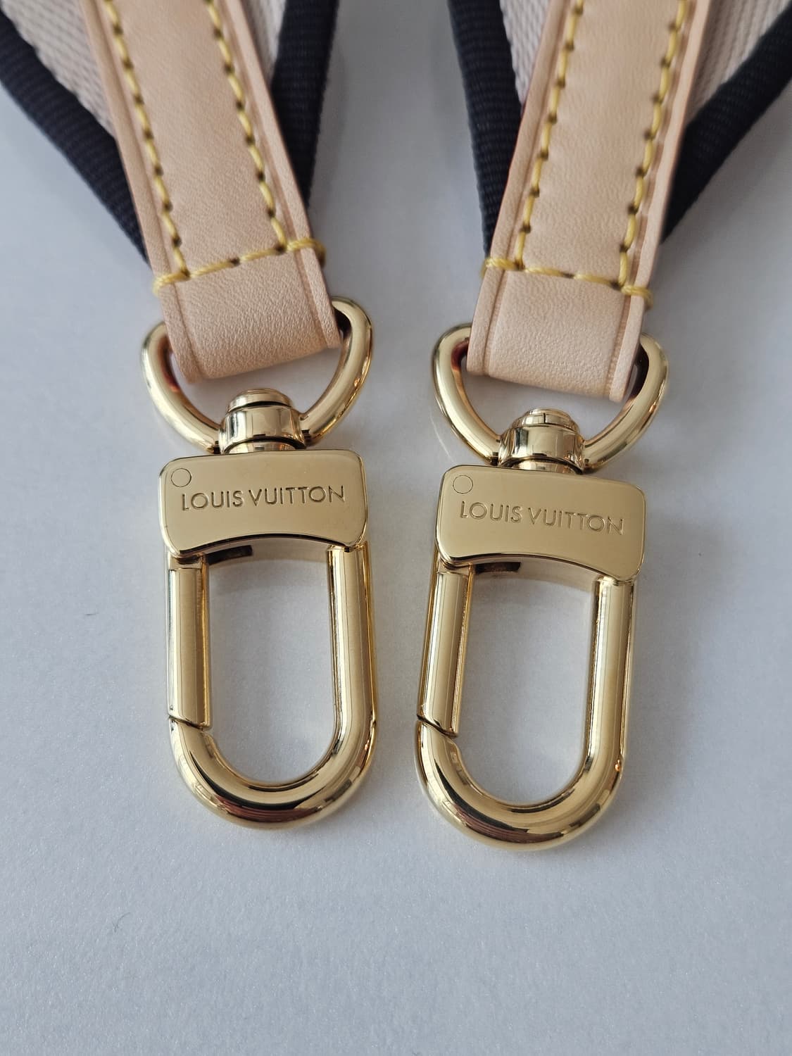 루이비통 스트랩 아이보리 숄더 상품이미지2